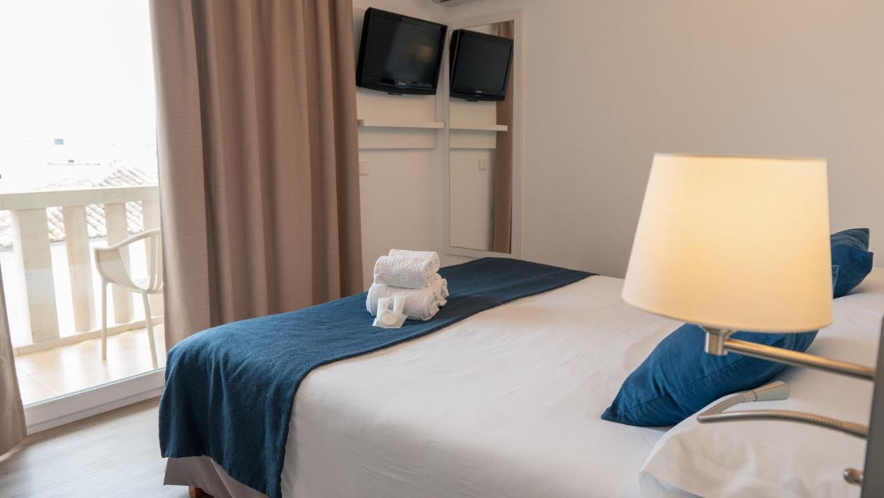 Boutique Hostal Colonial Colonia de Sant Jordi Extérieur photo